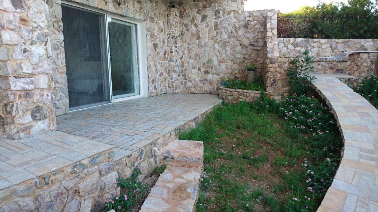 Το Πετρινο Villa Agia Marina Mikrolimanou Luaran gambar