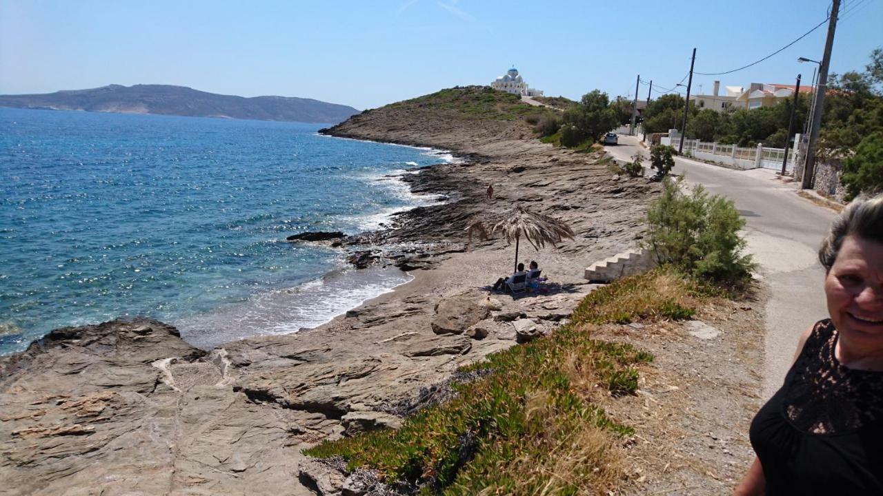 Το Πετρινο Villa Agia Marina Mikrolimanou Luaran gambar