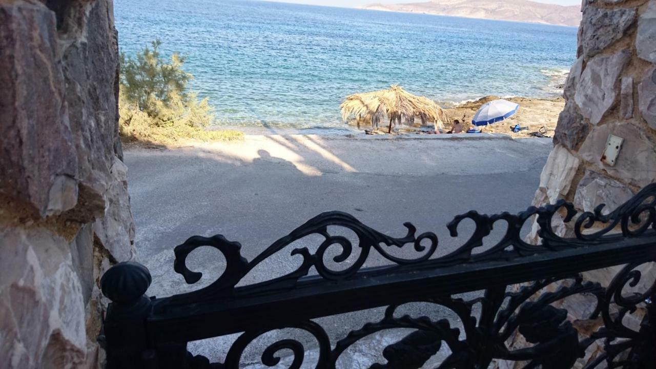 Το Πετρινο Villa Agia Marina Mikrolimanou Luaran gambar